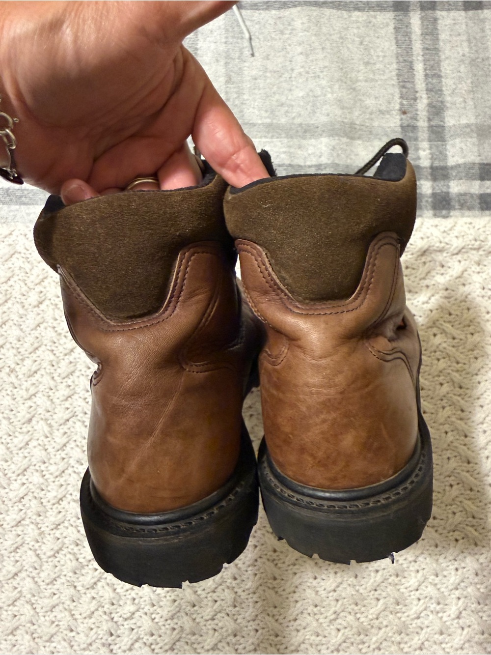 Red wing Women’s Brown Leather Ankle Boots Rugged Lace up Booties size 8 - Picture 4 of 8